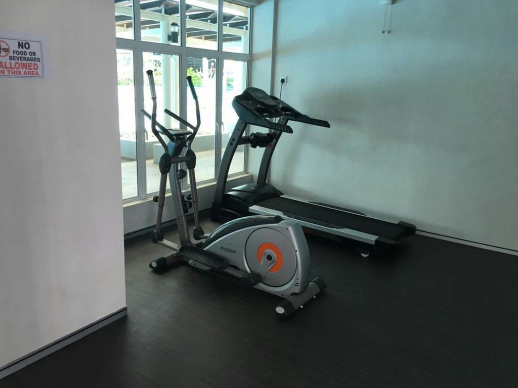 Sandakan Spacious And Comfortable Pool View Condo Luaran gambar