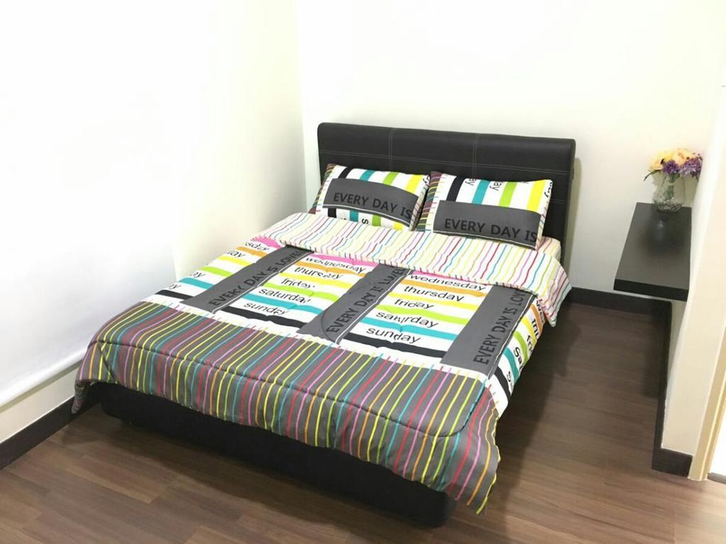 Sandakan Spacious And Comfortable Pool View Condo Luaran gambar